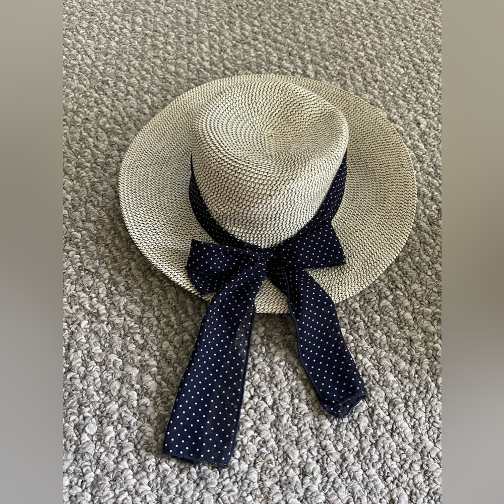 Beautiful woven sun hat with bow